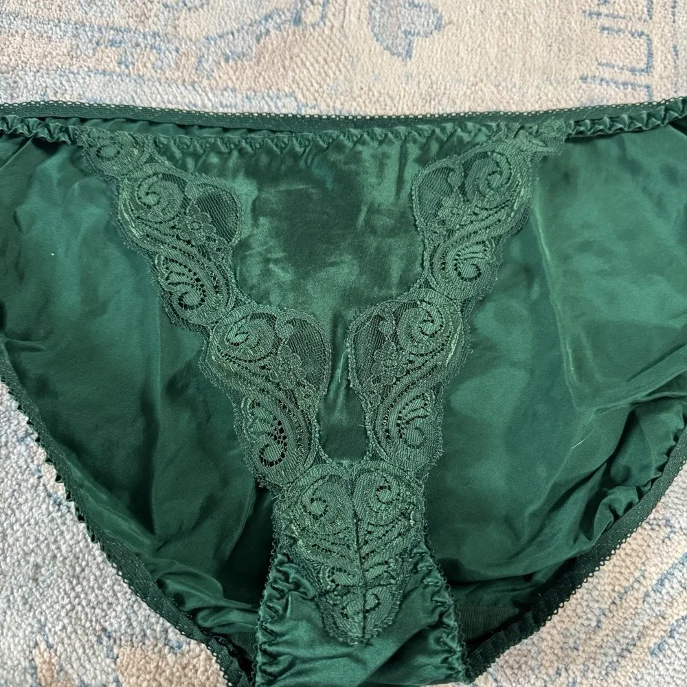 VTG Victoria's Secret HighCut Second Skin Satin Single String Bikini Pantie 90s